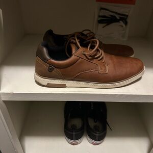 Crown vintage casual dress shoe never worn size 11